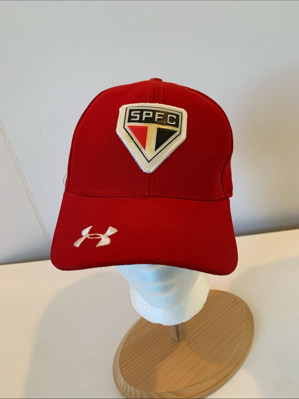 Under Armour FlexFit Unisex Men’s Red SPFC Logo  Baseball Style Athletic Cap Hat
